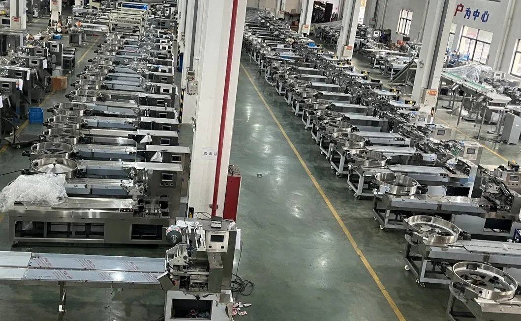 Máquina de Embalagem Flow Pack para Tabletes de Chocolate em Barra Horizontal Automática