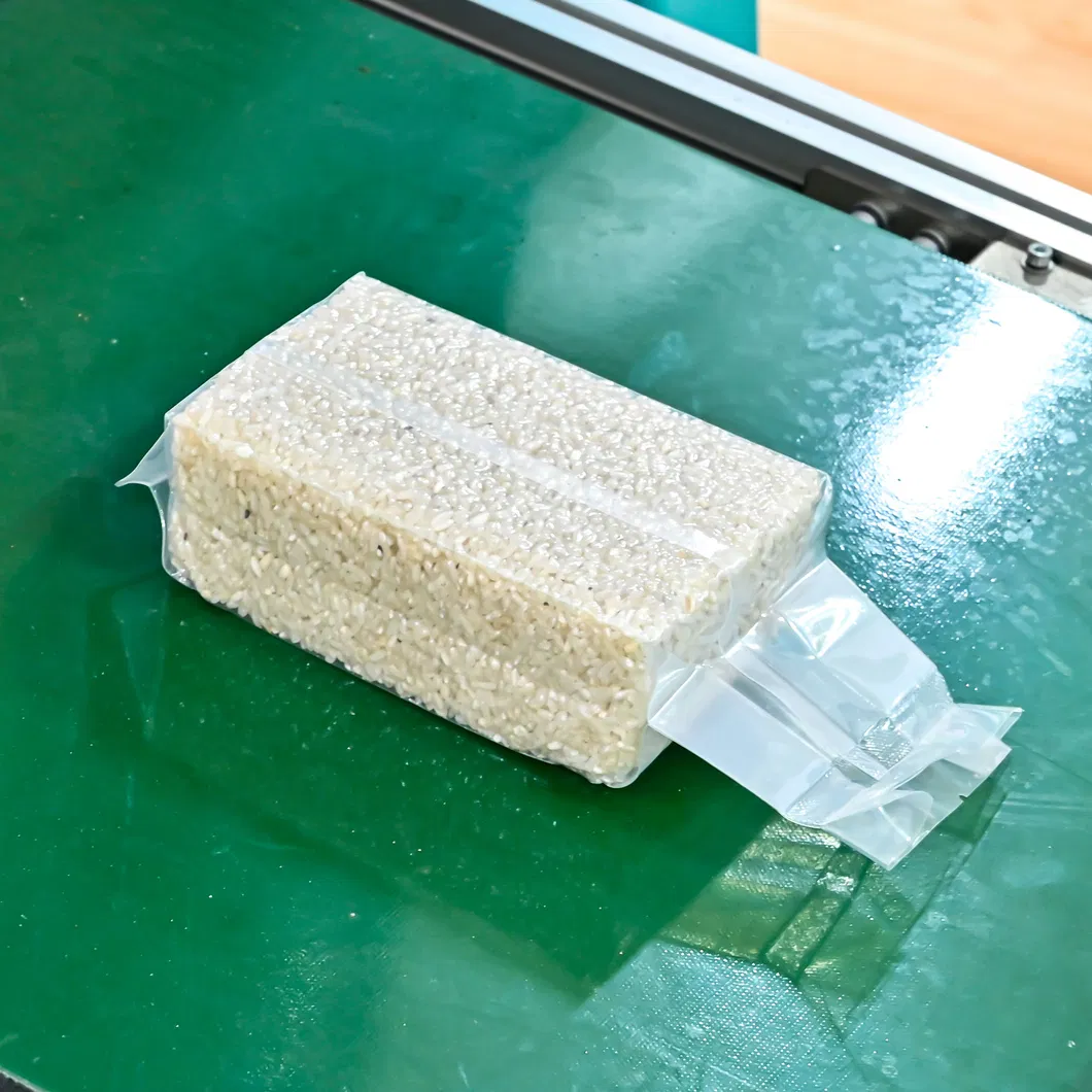 Detalhe Máquina de Embalagem a Vácuo para Pesagem e Enchimento Semi Automático de Arroz