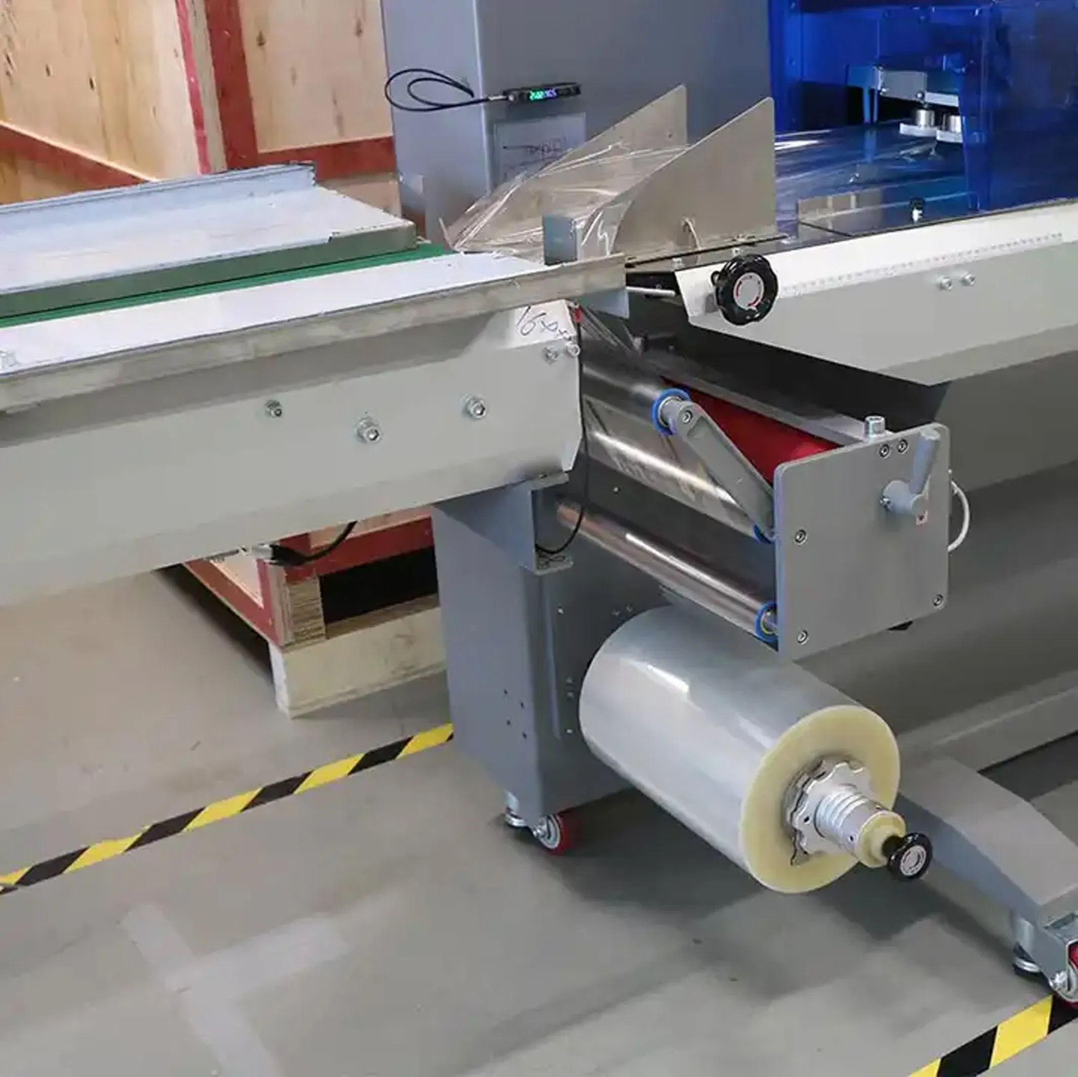 Máquina de Embalagem Flow Pack para Produtos Alimentares como Pão de Chocolate Horizontal
