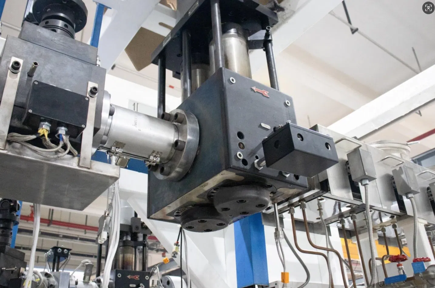 Linha de Extrusão de Folhas Automática para Embalagem de Alimentos Alta Produção 450kg/H Eficiente em Energia