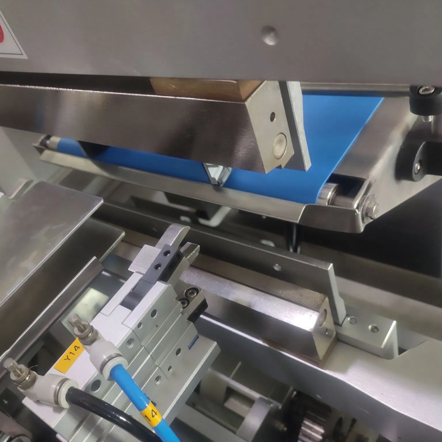Máquina Automática de Embalagem Horizontal para Soluções de Embalagem Versáteis