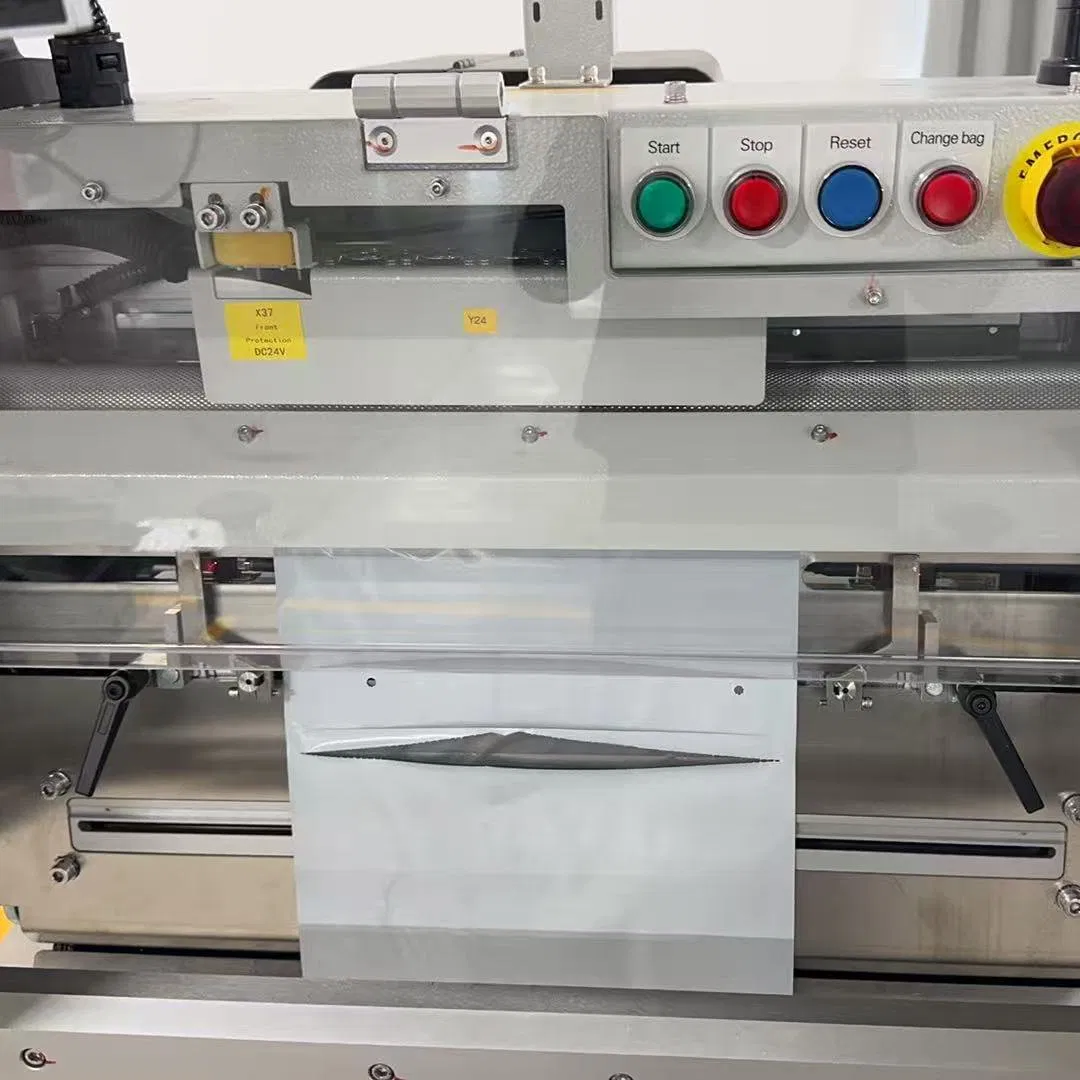 Máquina de Embalagem Vertical All-in-One para E-Commerce, Equipamento Auto Bagger para Embalagem de Pacotes de Correio em Armazém Logístico