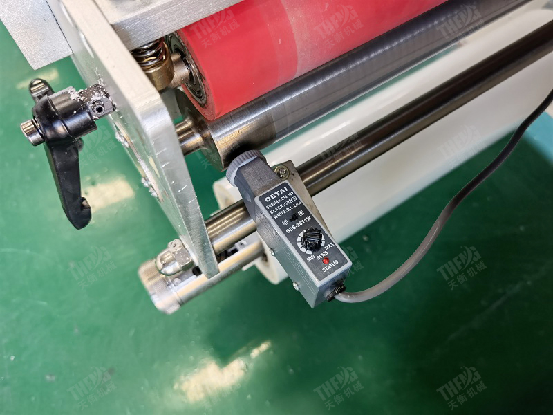 Máquina de Embalagem Flow Pack de Alta Qualidade para Embalagem Eficiente de Escovas de Dente