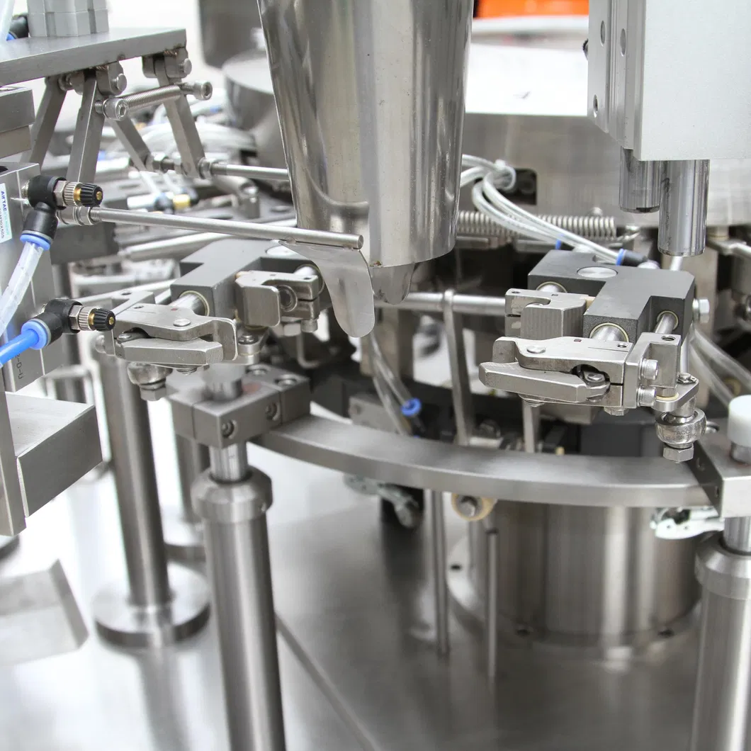 Detalhe do equipamento de embalagem 6