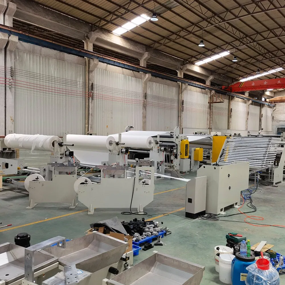 Linha de Fabricação de Rolos de Papel Higiênico Totalmente Automática de Alta Eficiência Equipamento de Rebobinagem e Corte de Toalhas de Cozinha Preço da Máquina de Fazer Papel Higiênico