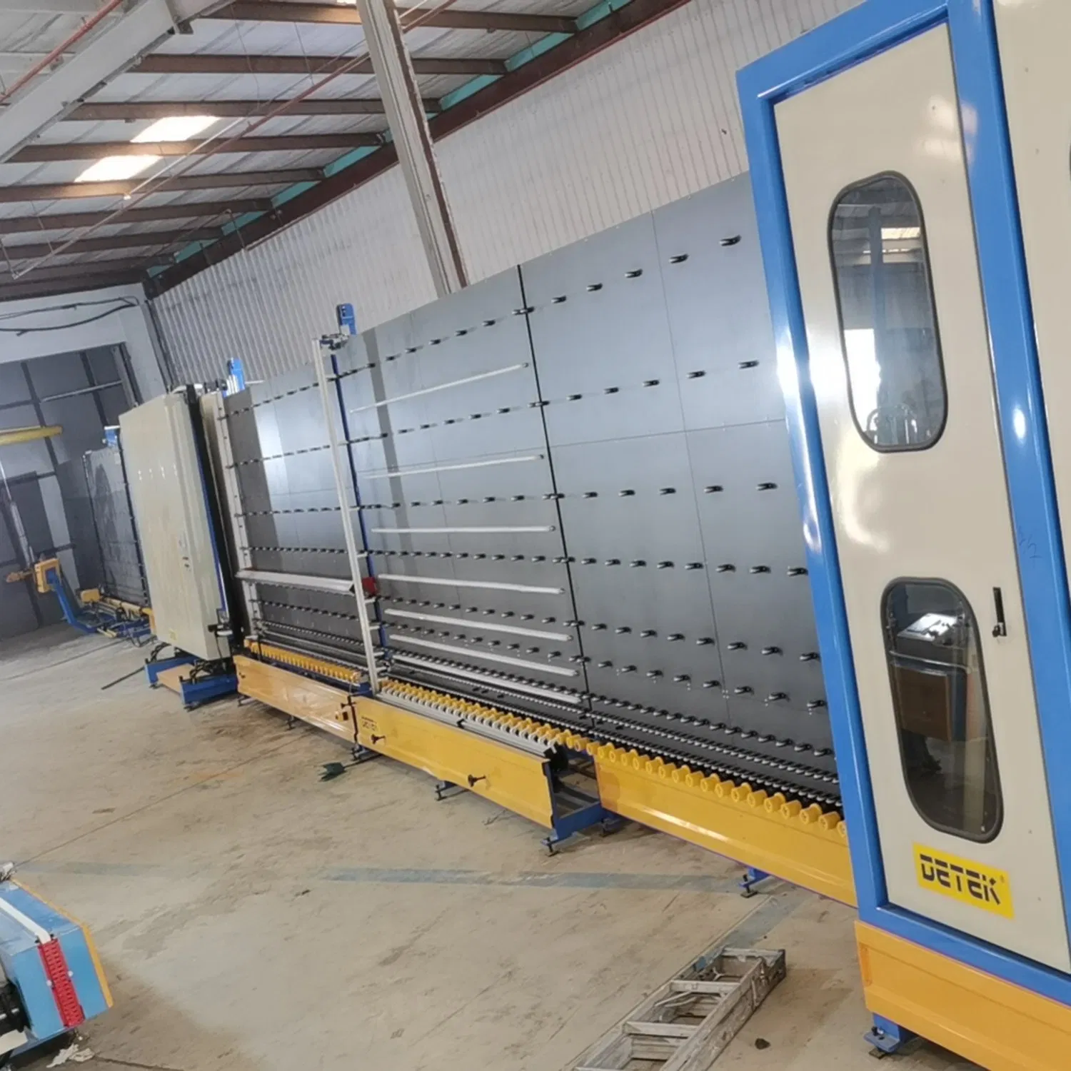 Linha de Processamento de Vidro Duplo com Alta Velocidade e Preenchimento de Gás Argônio