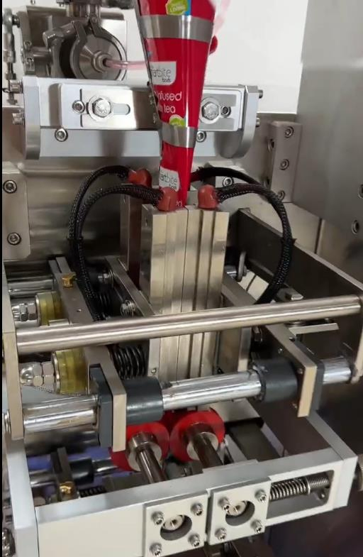 Máquina de Embalagem de Sachês de Molho de Pimenta Automática com Cilindro de Mistura Aquecido