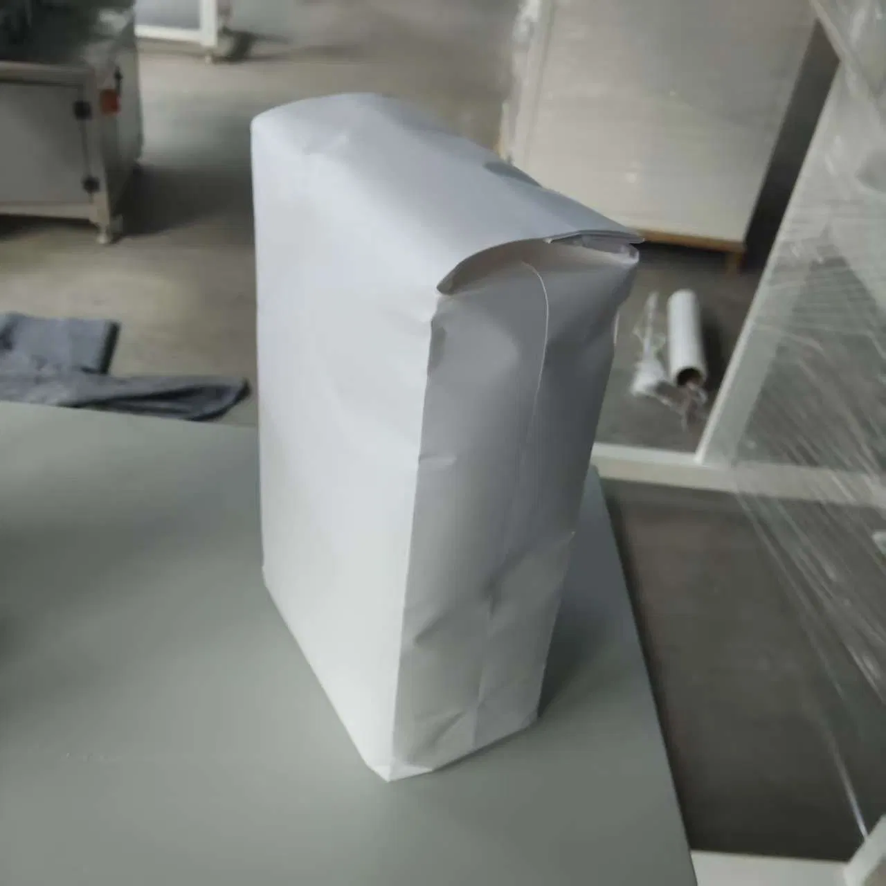 1-5kg Máquina de Embalagem de Sacos de Papel Kraft de Alta Velocidade para Embalagem de Produtos com Máquina de Enchimento por Auger para Farinha e Milho em Pó