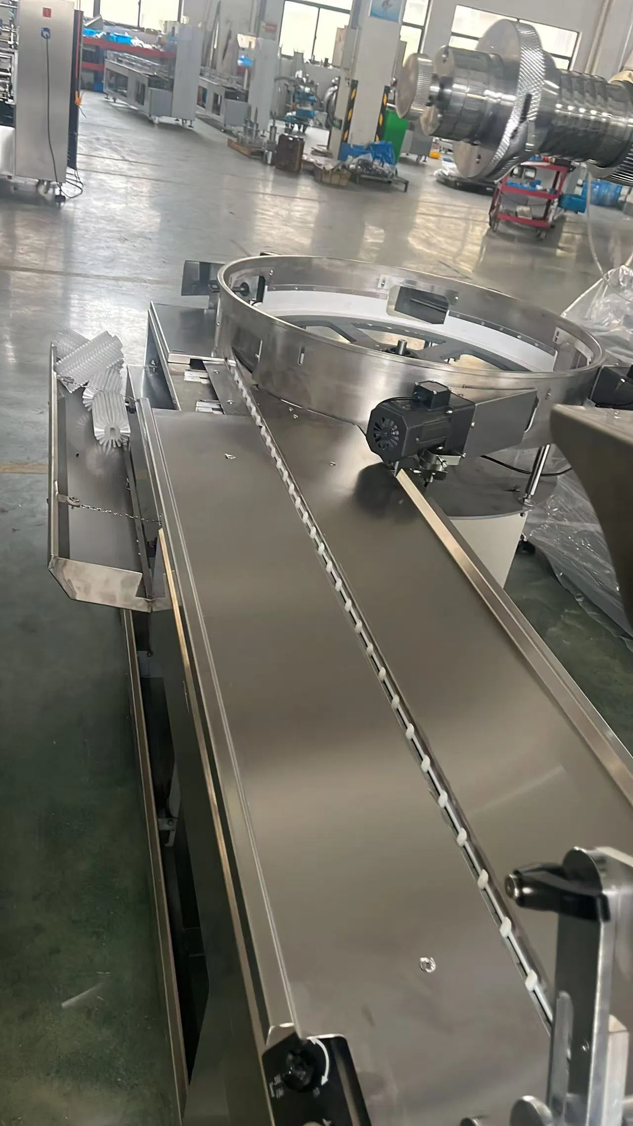 Máquina de Embalagem Automática de Jujuba de Alta Velocidade / Máquina de Embalagem de Doces Macios em Almofada / Máquina de Embalagem de Tâmaras / Máquina de Embalagem de Alimentos para Toffee e Pirulito