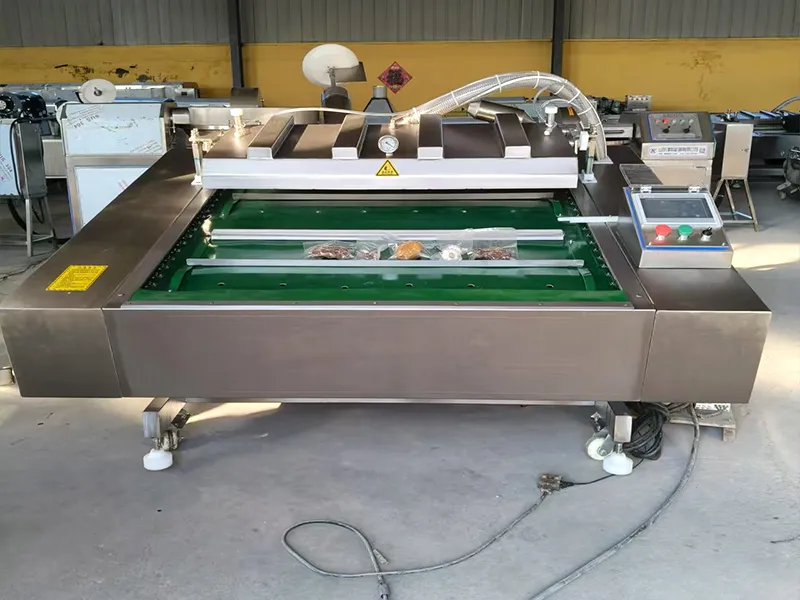 Máquina de embalagem a vácuo rolante