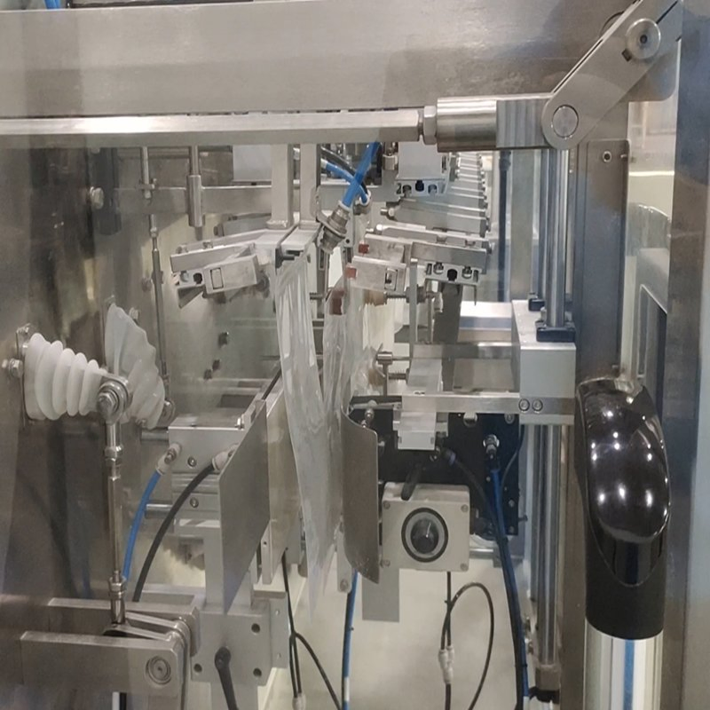 Máquina de Embalagem Automática Versátil para Selagem e Preenchimento de Bolsas Planas Horizontais para Pó, Líquido, Alimentos, Medicamentos, Cosméticos e Produtos Químicos Finos