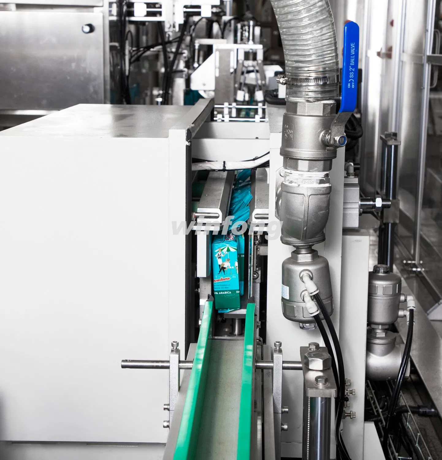 Máquina de Embalagem a Vácuo de Sacos de Tijolo Totalmente Automática para Pó de Café, Farinha, Fermento Seco, Milho