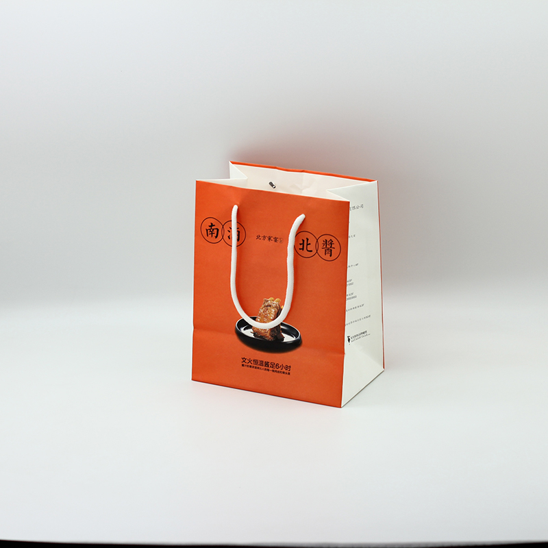 China  CMYK Customized Color Kraft Paper Bag With Handle Matt Varnishing For Food  Factories, Company