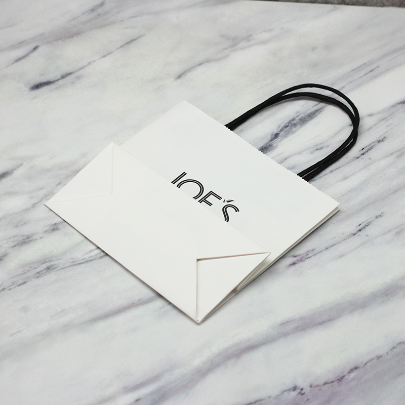 China  White Kraft Material Custom Size Kraft Paper Bag With Paper Handle Factory, Product