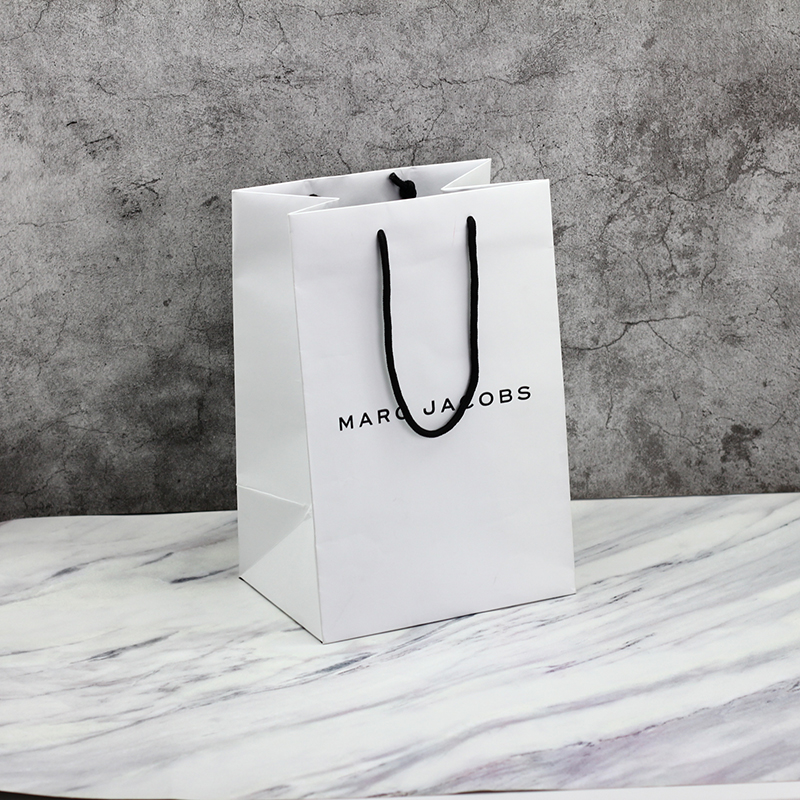Cheap Embossing White Color Custom Size Coated Paper Shopping Bag With Handle Manufacturer, Service
