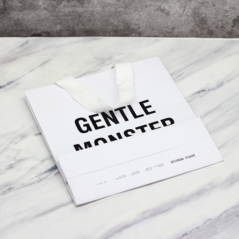 High-Quality White 4C Printed Customized Size Coated Paper Shopping Bag With Nylon Handle Pricelist, Product