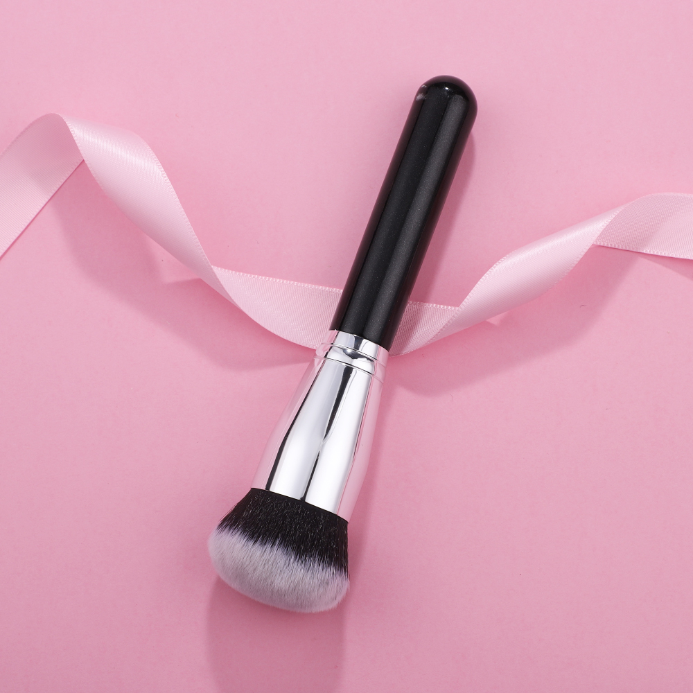 Flat Kabuki Liquid Foundation Brush Single Makeup Brushes Cosmetic Tools Fluffy Synthetic Hair High Quality for Makeup