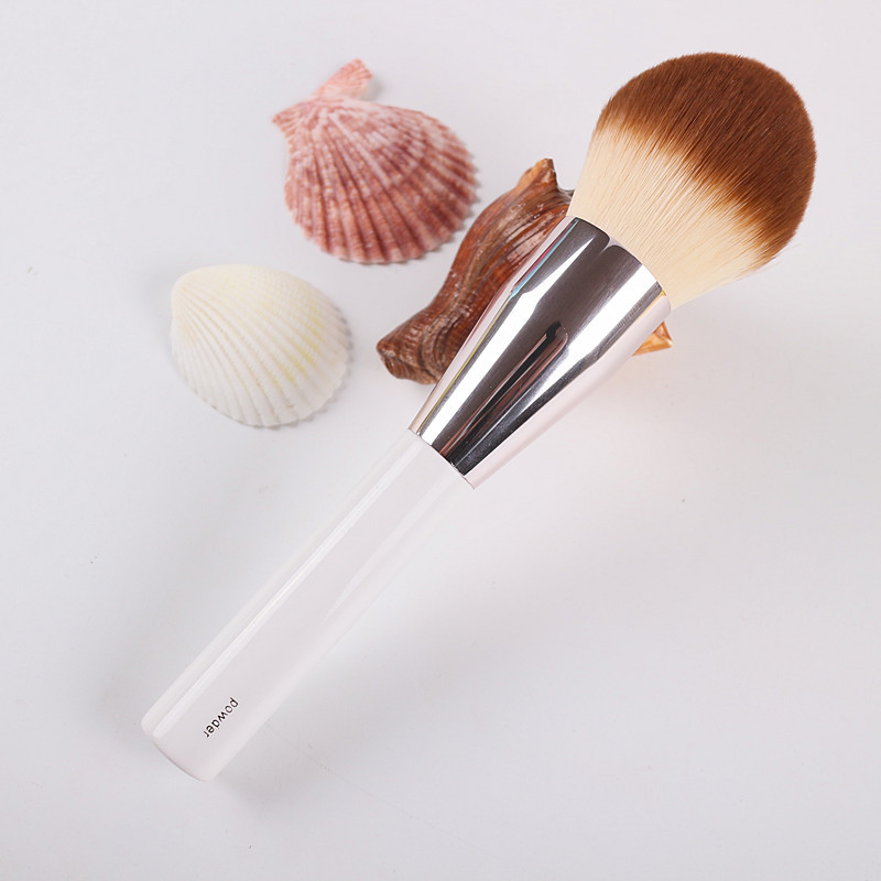 Plastic Handle Cosmetic Blush Beauty Makeup Factory Wholesale Single Kabuki Powder Concealer Brush