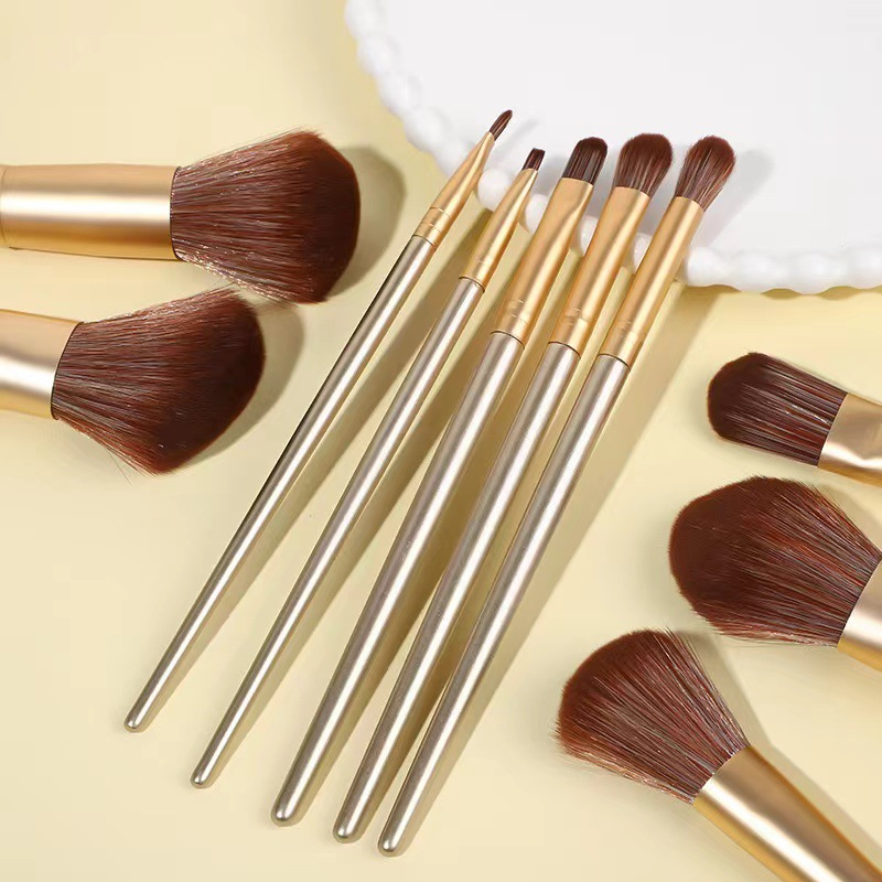 Beautichen 10PCS Gold Makeup Brushes Set - Wood Handle Soft Powder Highlighter Lip Concealer Cosmetic Brushes Bulk OEM