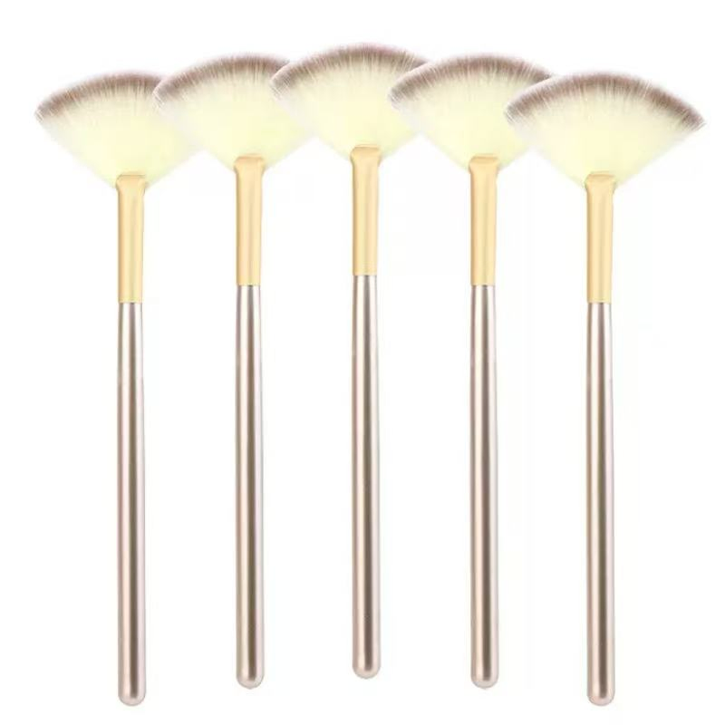 Cross-Border Hot Selling Beauty Tools Fan Shaped Highlighter Single Face Beauty Brush
