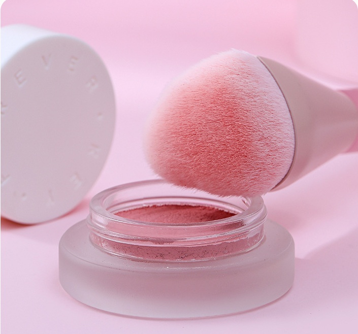 High Quality Heart Makeup Brush Synthetic Hair Foundation Makeup Brush Travel Daily Makeup Face Blusher Brush Tools