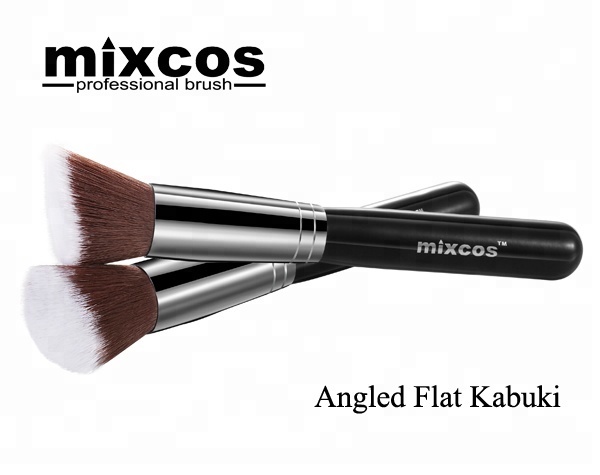 Angled Flat Style Kabuki Brush Black Wood Handle Classic High End Eco Friendly Single Custom Made Color Branded Makeup Brush