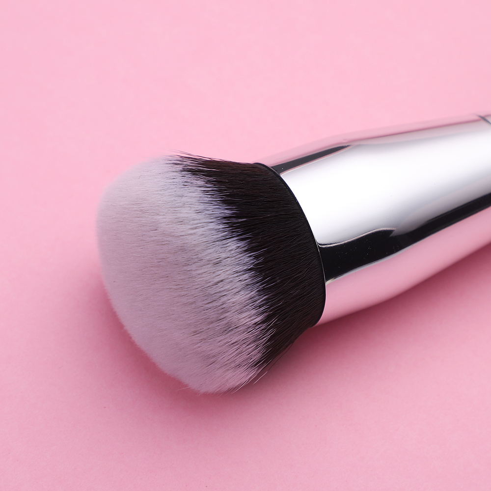 Foundation Brush Detail 7
