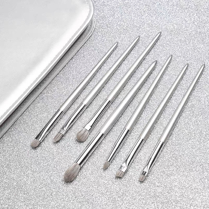 Beautichen 11PCS Silver Era Makeup Brushes Set - Face &amp; Eye Brush Powder Blush Highlighter Foundation Cosmetic Tools Bulk OEM