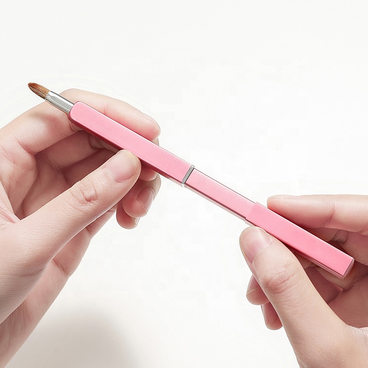 Top Quality Private Label Scrub pink Retractable Lip Liner Mini Lip Brush