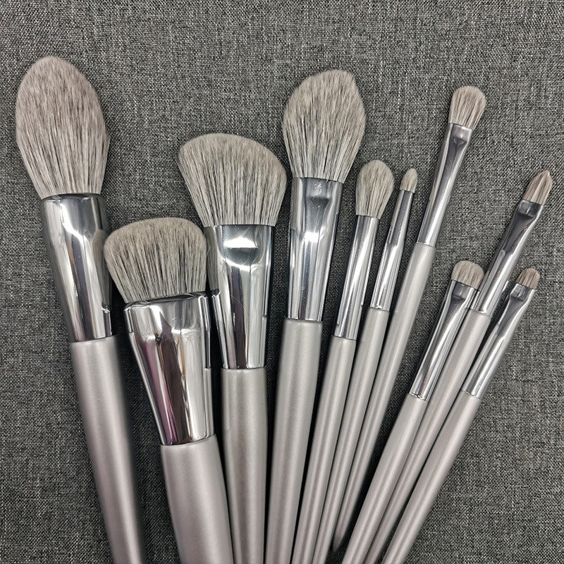 Beautichen 11PCS Silver Era Makeup Brushes Set - Face &amp; Eye Brush Powder Blush Highlighter Foundation Cosmetic Tools Bulk OEM