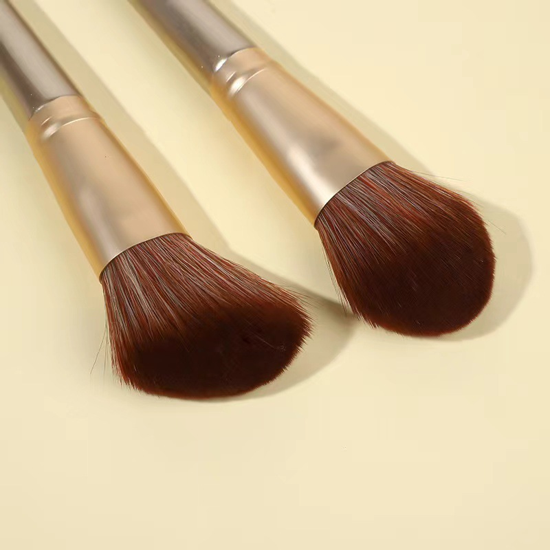 Beautichen 10PCS Gold Makeup Brushes Set - Wood Handle Soft Powder Highlighter Lip Concealer Cosmetic Brushes Bulk OEM