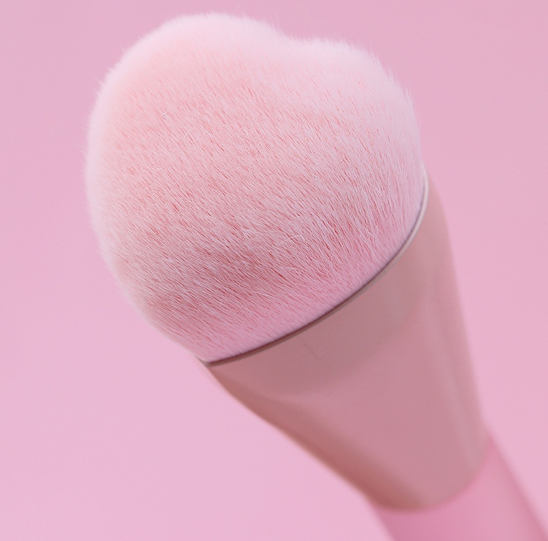 High Quality Heart Makeup Brush Synthetic Hair Foundation Makeup Brush Travel Daily Makeup Face Blusher Brush Tools