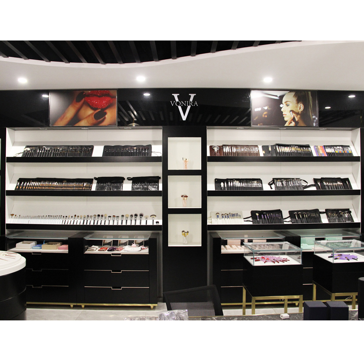 Vonira Deluxe Angled Contour Kabuki Brush With Customized Private Label Logo Wooden Handle