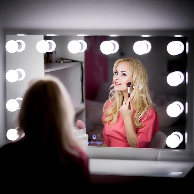 Hot Sale Modern Design Customized Frameless Hollywood Mirror Makeup Mirror with Light