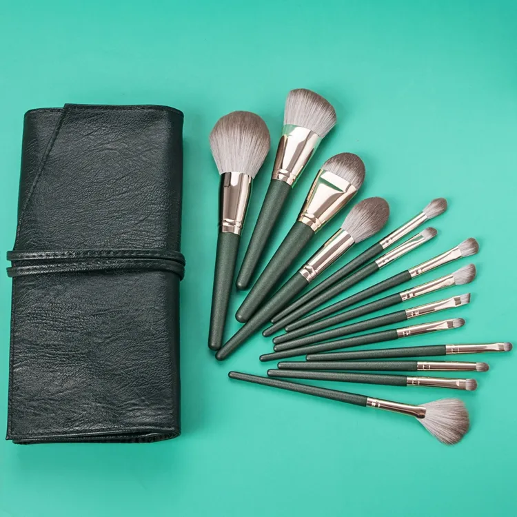 New High Quality 14PCS Green Synthetic Hair Fashion Foundation Eyebrow Eyelash Makeup Brushes Set Custom Logo