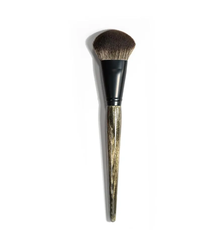 Soft Bristled Makeup Brush for Loose Powder Highlighter Blush Face Makeup Tools