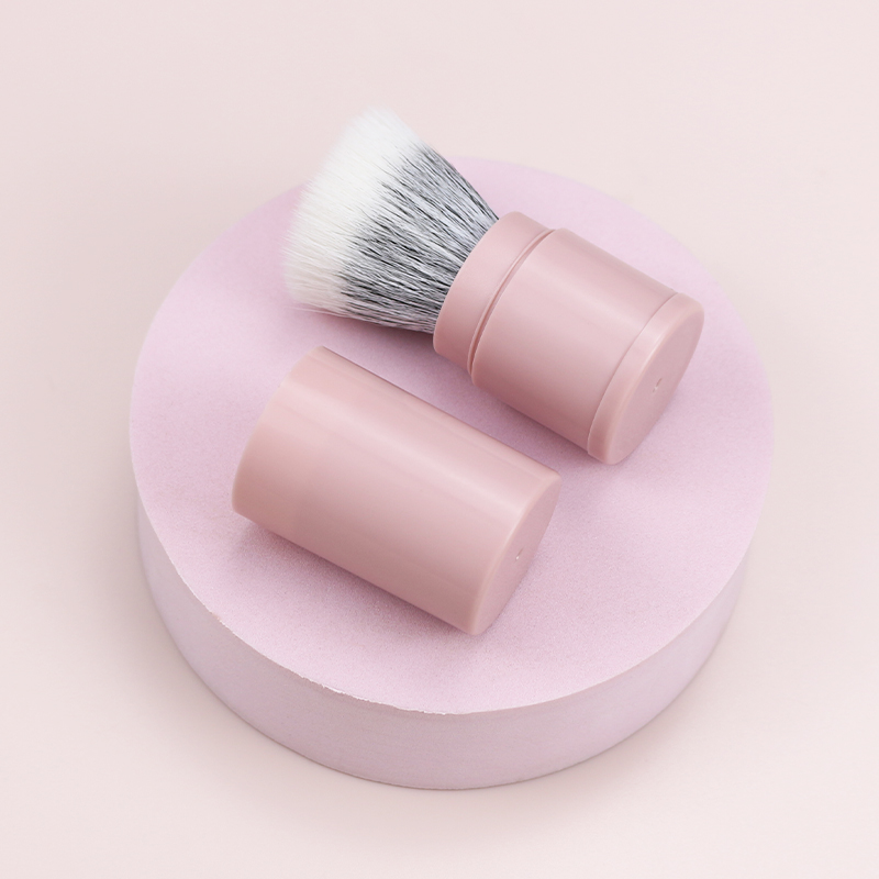 Pink Retractable Kabuki Brush, Fluffy Synthetic Bristles Travel Makeup Brush for Setting Powder, Blush, Bronzer &amp; Highlighter