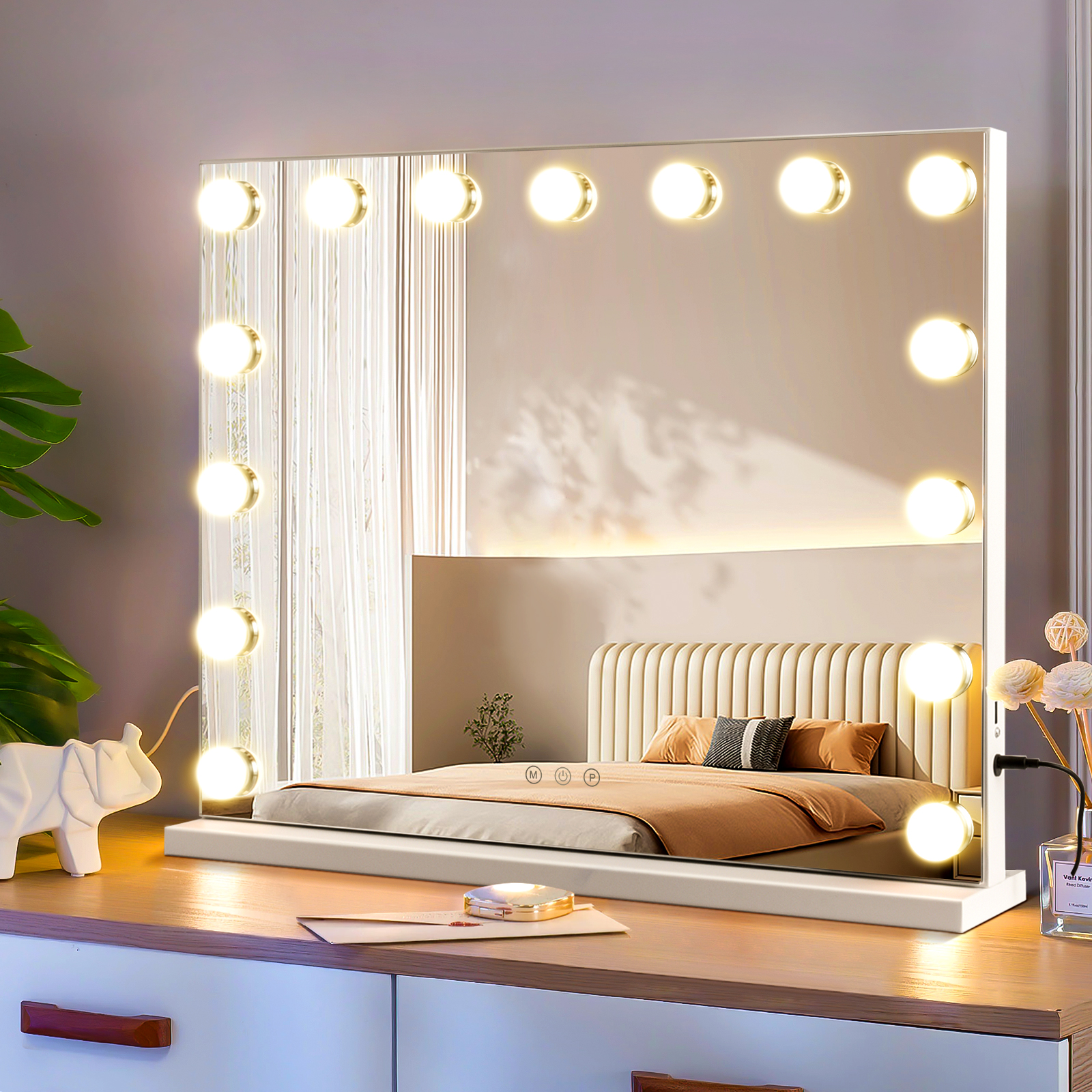 Makeup Mirror Detail 1
