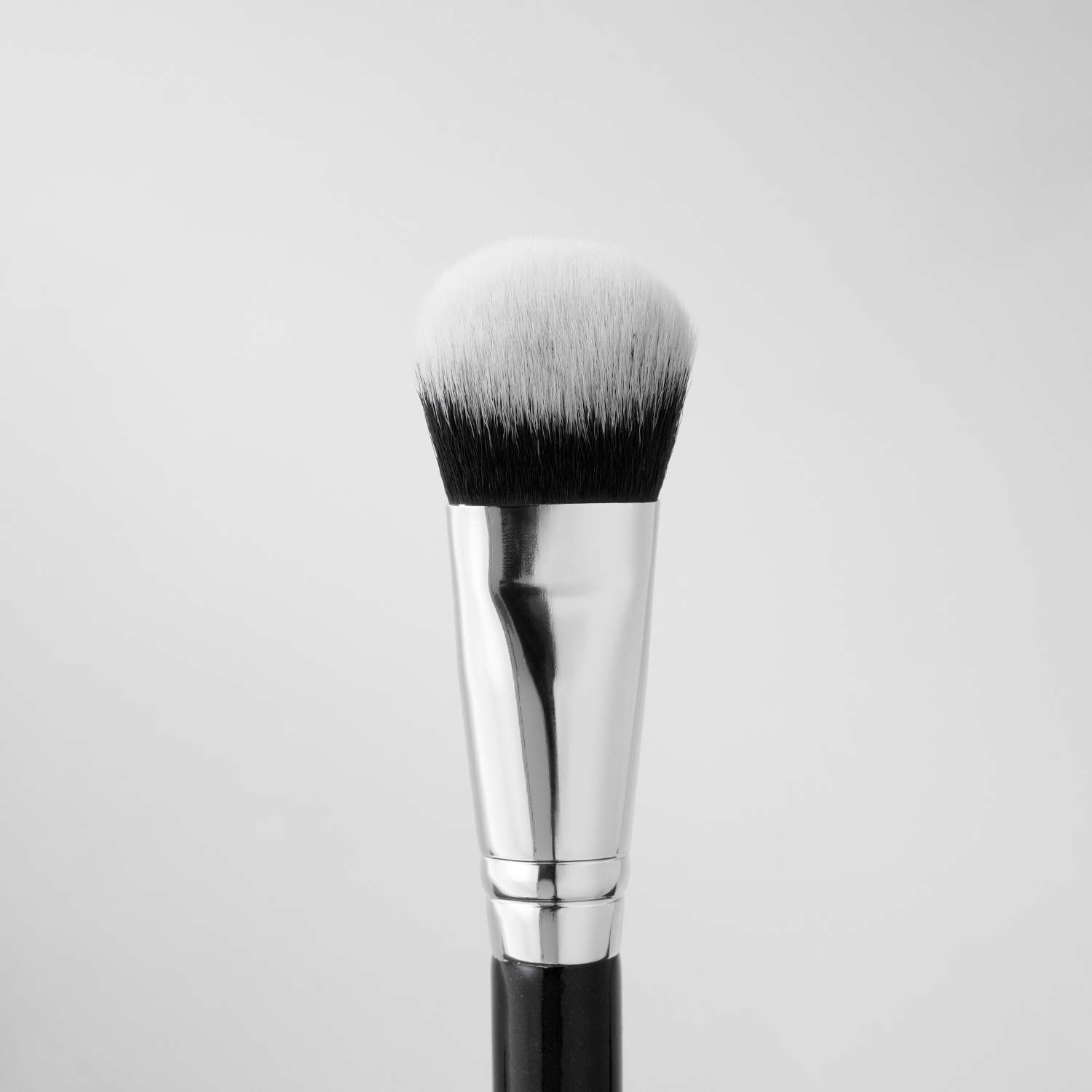 Makeup Brush Image 7