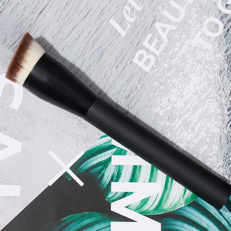 Custom Branding Available Salon Quality Professional Durable Kabuki Brush Vegan Synthetic Round Drum Shape Makeup Brush