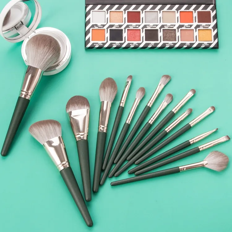 New High Quality 14PCS Green Synthetic Hair Fashion Foundation Eyebrow Eyelash Makeup Brushes Set Custom Logo