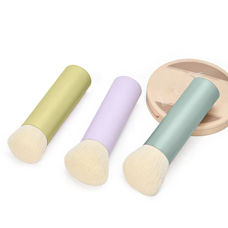 Hot-selling Factory Direct Custom Logo Portable Single Flat Foundation Beauty Tool Kabuki Foundation Brush Synthetic Hair