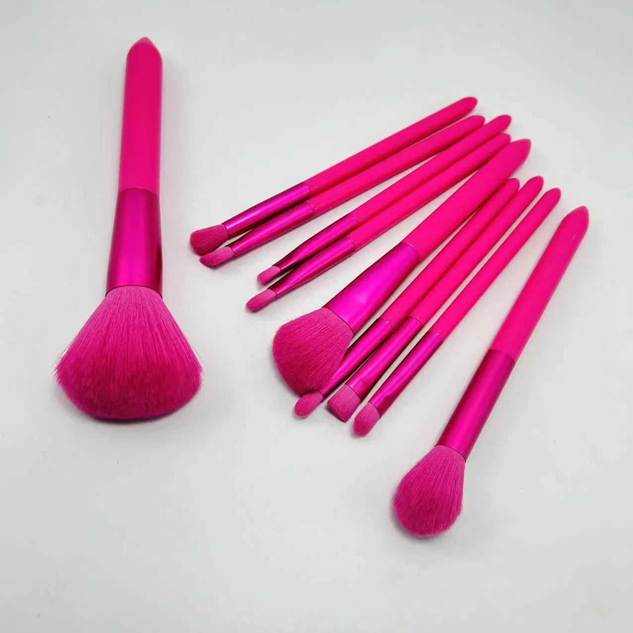 Beautichen 10PCS Rose Red Matte Makeup Brushes - Face Eye Brush Set Powder Blush Highlighter Cosmetic Tools OEM