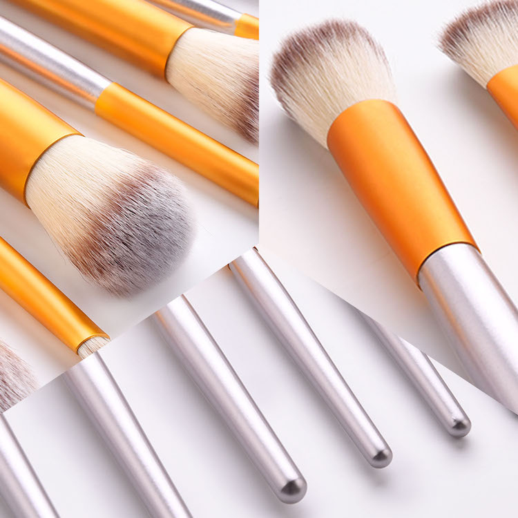 Low Price Premium Synthetic Cosmetic Brushes for Blending Foundation Powder Blush Concealers Highlighter Eye Shadows Brushes Kit