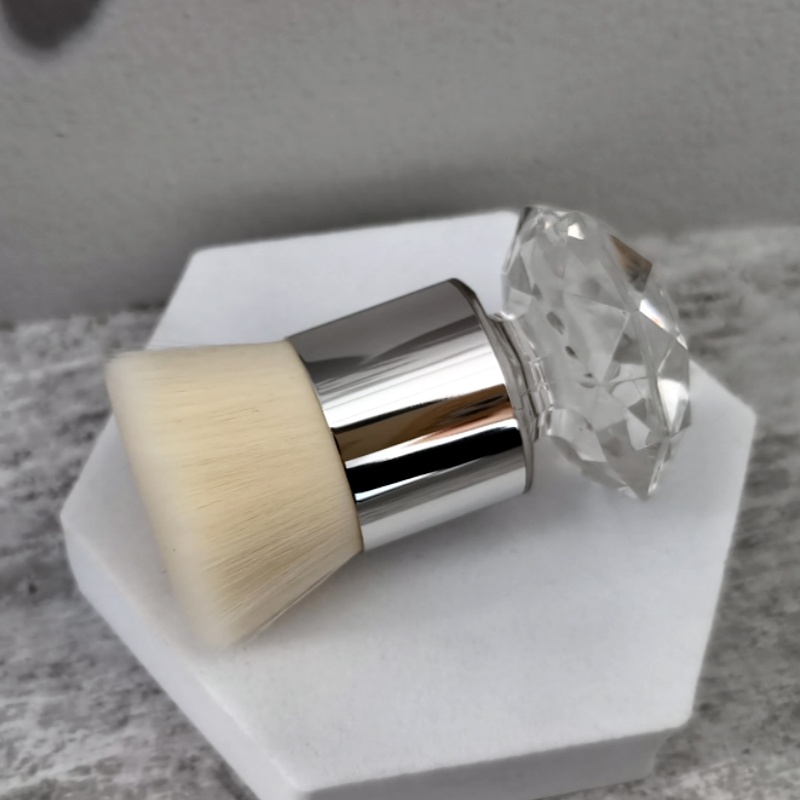 Premium Synthetic Hair Single Crystal Kabuki Makeup Brush for Face Loose Powder Blush Application
