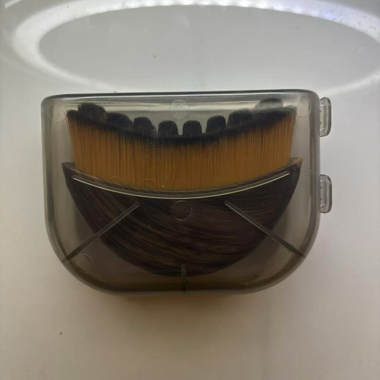 Detailed Makeup Brush Image 7