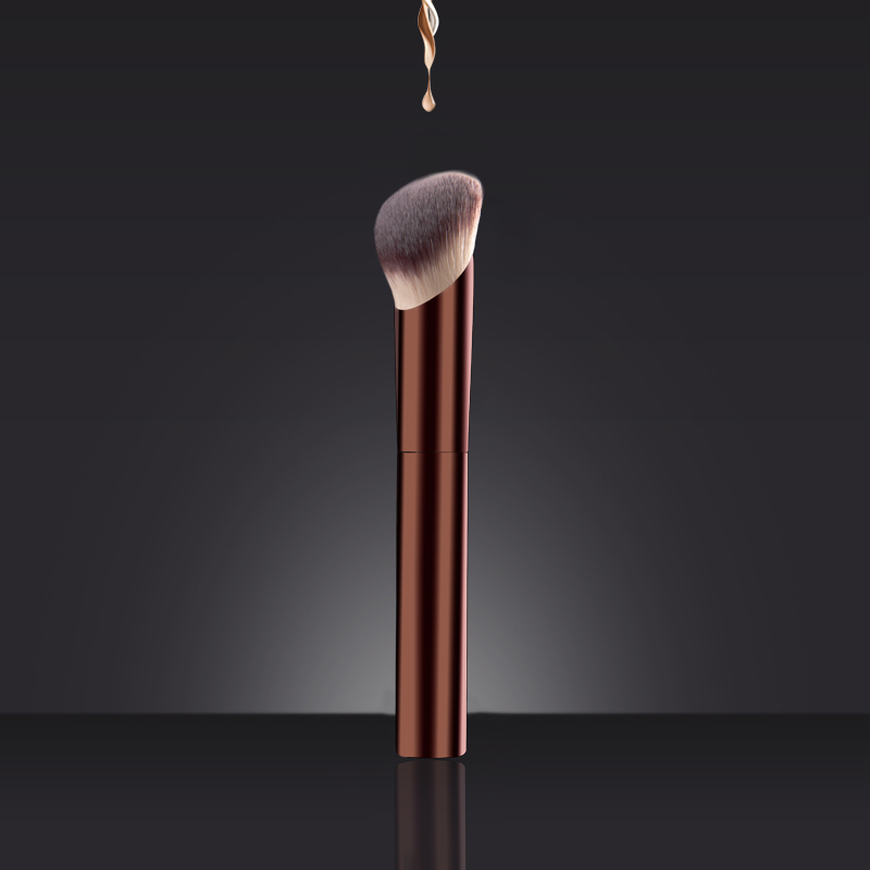 HG Long Handle Makeup Brush For Foundation High Density Synthetic Bristles Easy To Clean