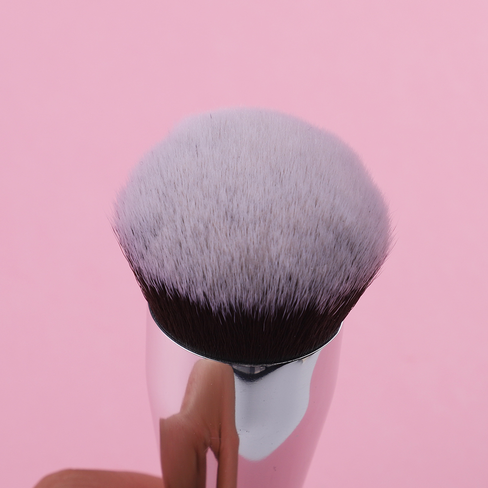Foundation Brush Detail 6