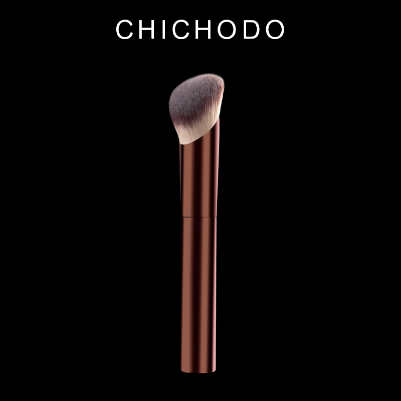 HG Long Handle Makeup Brush For Foundation High Density Synthetic Bristles Easy To Clean