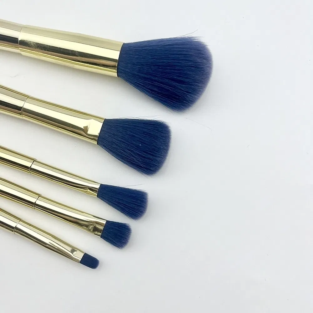 Synthetic Cosmetic Brush Wholesaler Durable Bristles Highlighter Makeup Brush for Targeted Glow